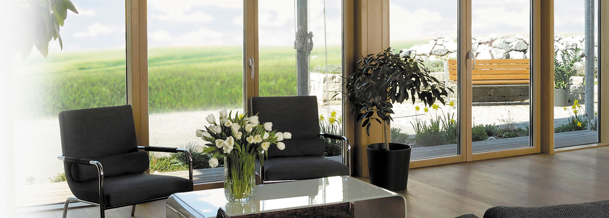 Распашные дверные системы Rehau Euro-Design